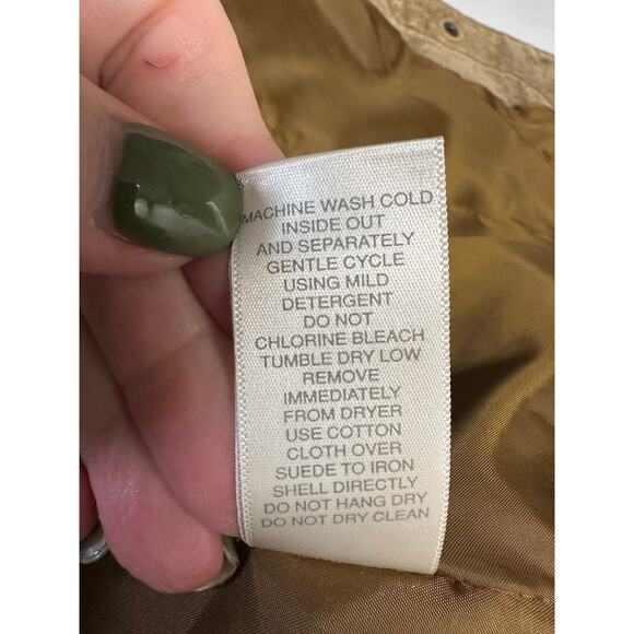 Vintage Christopher & Banks 100% Leather Tan Suede Snap Front Embossed Medium - Picture 12 of 12